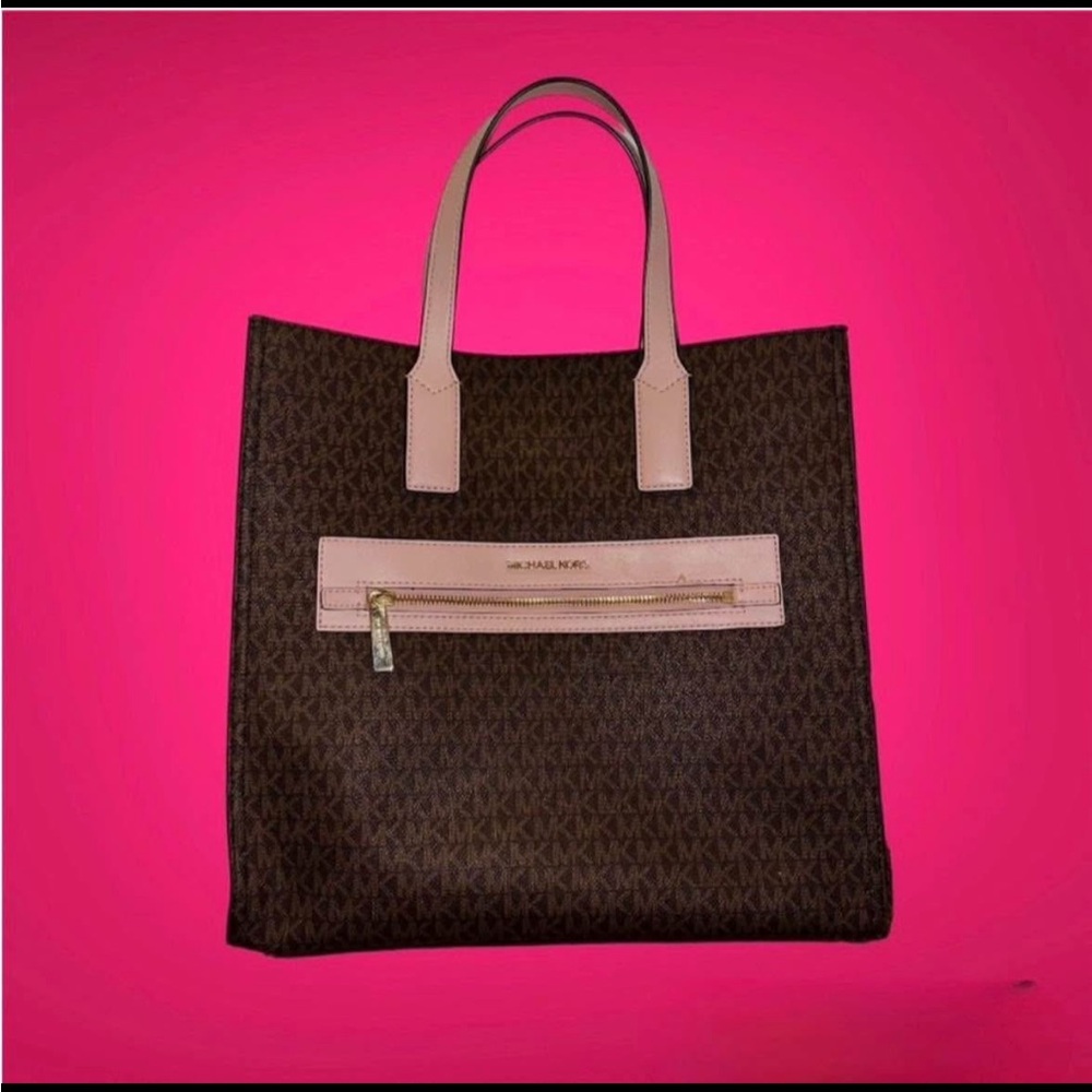 Michael Kors Kenly monogram bag